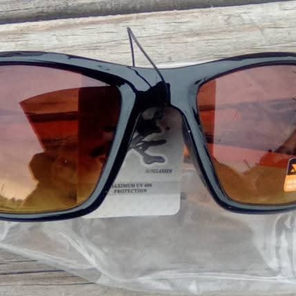 High Definition Black Sunglasses Amber Lenses Great For🎣